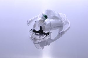 Oxygen mask with Bag. (Partial Rebreather Mask)